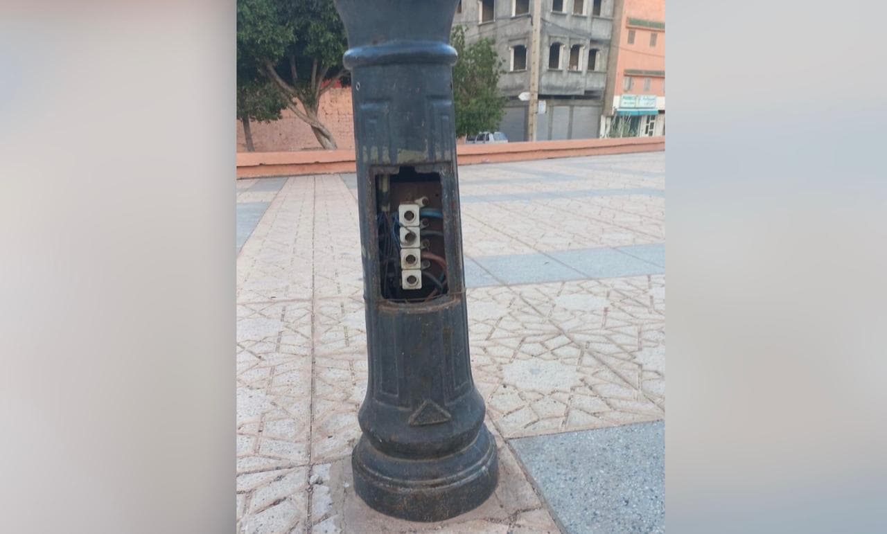 ابن جرير: صعقة كهربائية تصيب طفلة بساحة مسجد المحسنين
