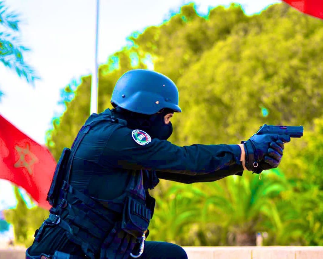 مدينة سلا ... تدخل أمني بإستعمال السلاح الوظيفي لتوقيف ثلاثة أشخاص كانوا في حالة سكر واندفاع قويتين