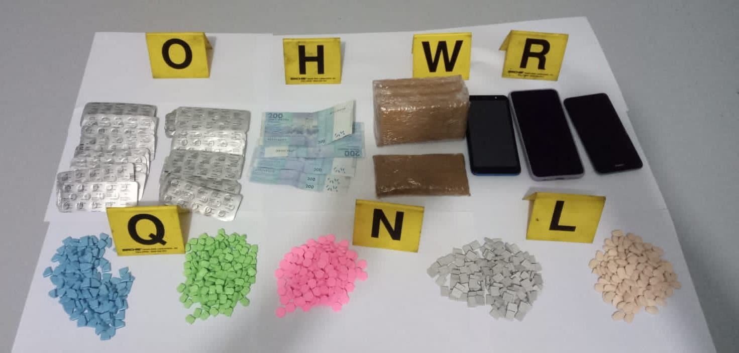 مكناس ... توقيف شخصين للاشتباه في تورطهما في حيازة وترويج 1219 قرص مخدر