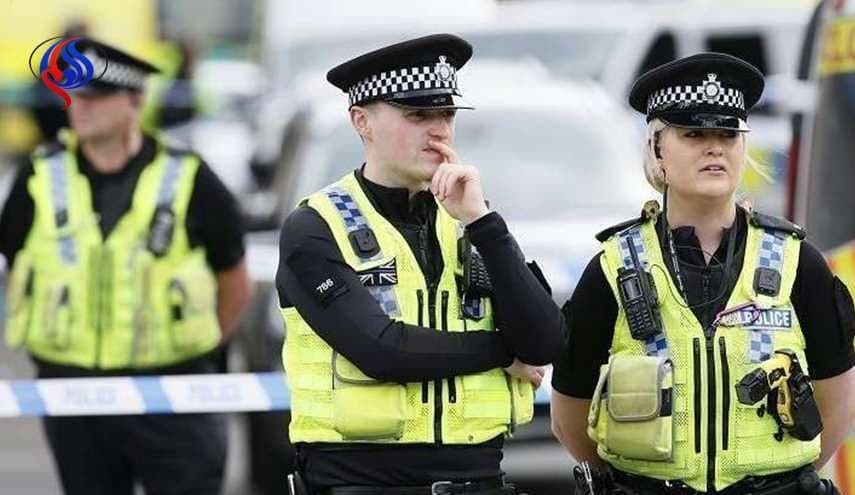 طعن شرطيين في لندن قبل أيام من دفن الملكة إليزابيث
