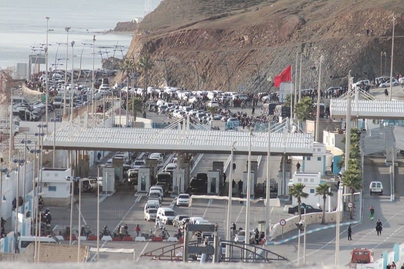 إسبانيا تلغي قيود الدخول لسبتة و مليلية