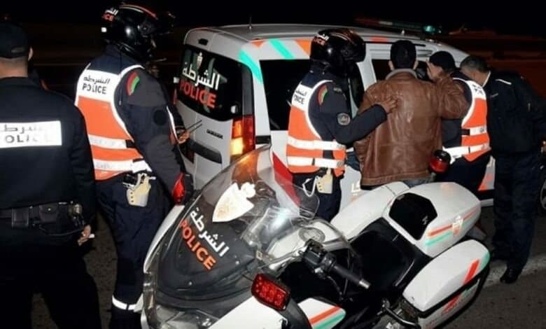 أمن طانطان يطيح بثلاثة أشخاص متورطين في سرقة باستعمال السلاح الأبيض
