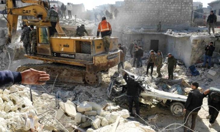 انهيار مبنى يودي بحياة 16شخصاً من بينهم أطفال