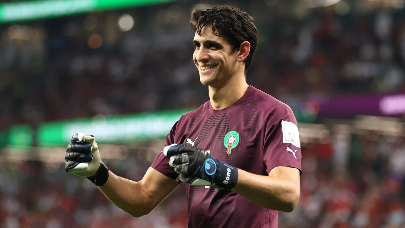 ياسين بونو ضمن القائمة النهائية للمرشحين لنيل جائزة أفضل حارس مرمى في العالم عام 2022