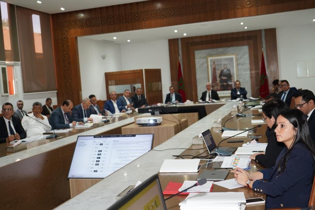 والي جهة مراكش آسفي يتراس اشغال المجلس الاداري للمركز الجهوي للاستثمار