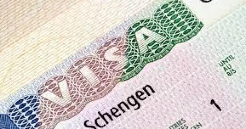 توقيف شخص يزور تأشيرات « شنغن