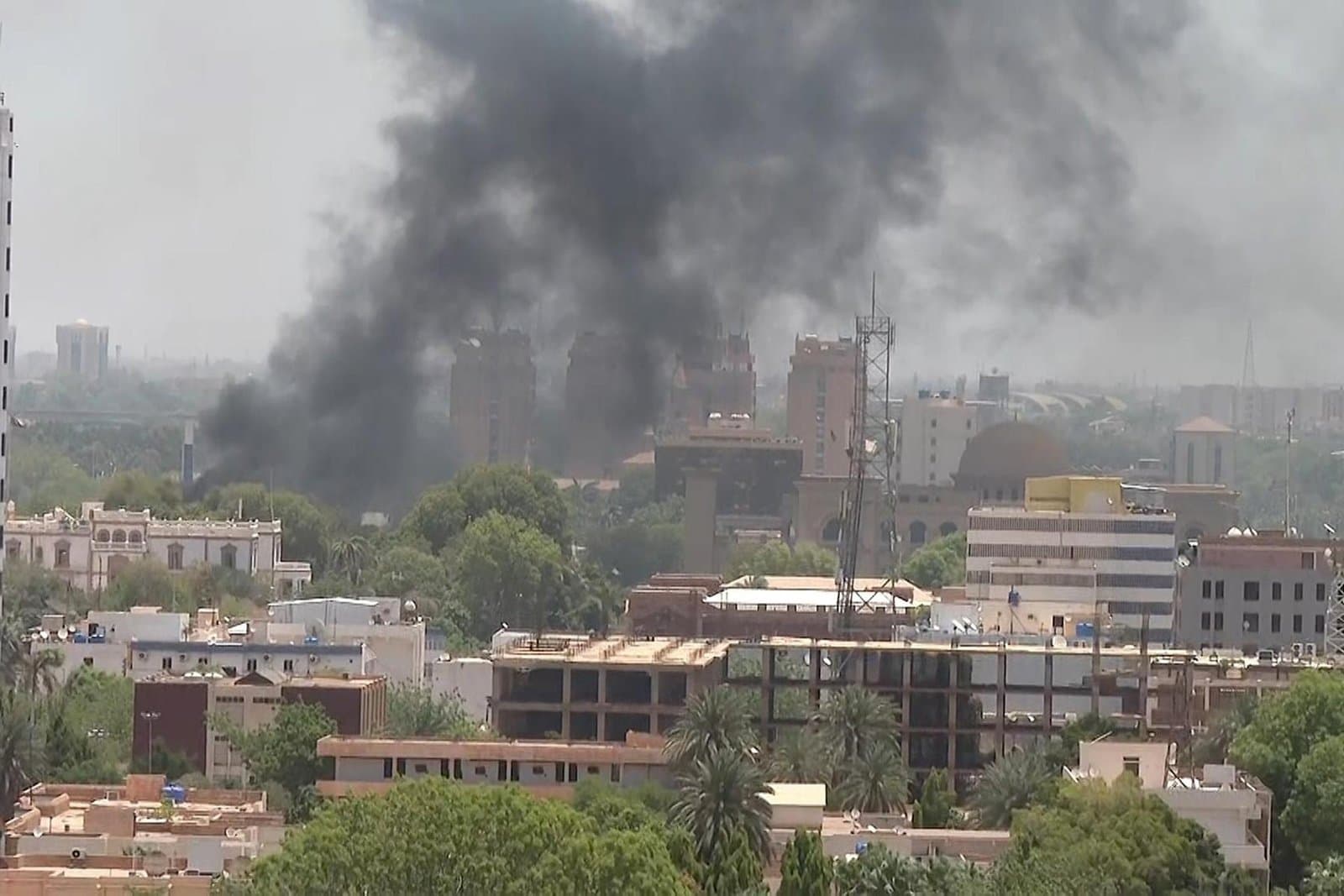 السودان .. مقتل 3 مدنيين في اشتباكات مسلحة بين الجيش وقوات الدعم السريع