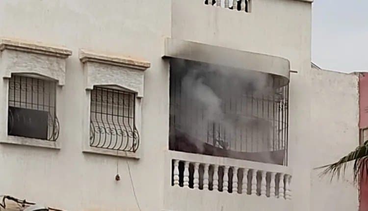 طفل في 4 من العمر يتسبب في حرق منزل أسرته