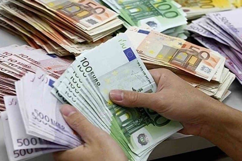 الدرهم ينخفض بـ1.56 بالمائة مقابل الأورو