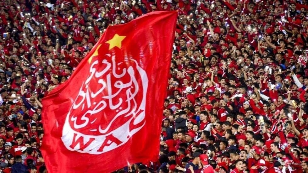 نصف نهائي دوري أبطال أفريقيا: الوداد البيضاوي يفوز على الترجي التونسي بنتيجة 1-0 في مباراة الذهاب.