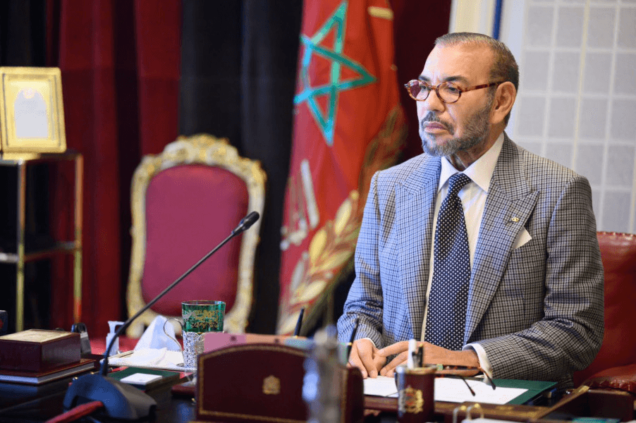 جلالة الملك يهنئ جوزيف بواكاي بفوزه برئاسة ليبيريا.