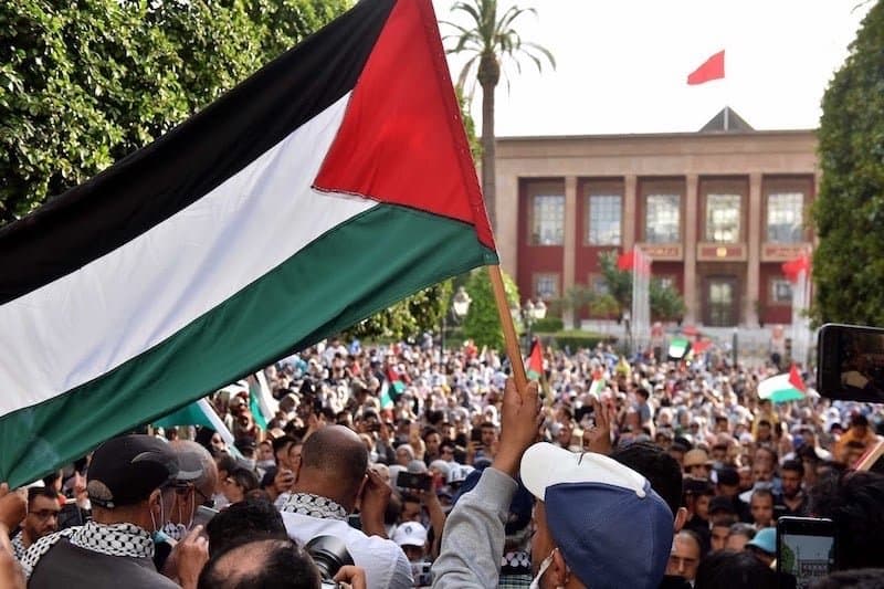 المملكة المغربية تدين استمرار العنف وتطالب بوقف التصعيد بفلسطين.