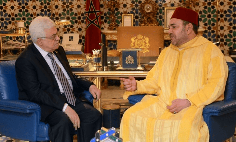 جلالة الملك يهنئ الرئيس الفلسطيني بمناسبة العيد الوطني لبلاده.