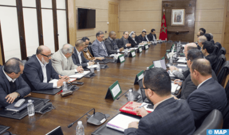 اتفاق اللجنة الوزارية والنقابات التعليمية على تعديلات في النظام الأساسي.  