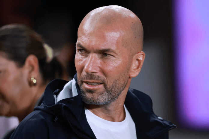 زين الدين زيدان يرفض تدريب منتخب الجزائر