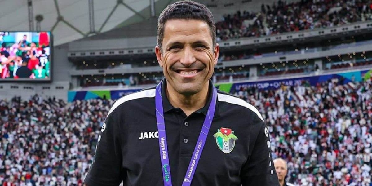 الوداد يهنئ عموتة بعد إنجازه التاريخي رفقة المنتخب الأردني .