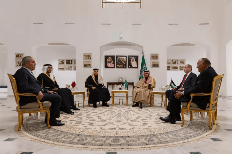 الرياض : اجتماع وزاري عربي يؤكد ضرورة إنهاء الحرب على غزة.