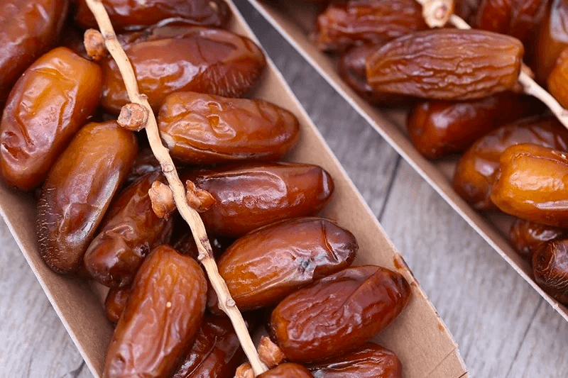 في رمضان هذا العام، لا توجد تمور جزائرية في الأسواق المغربية