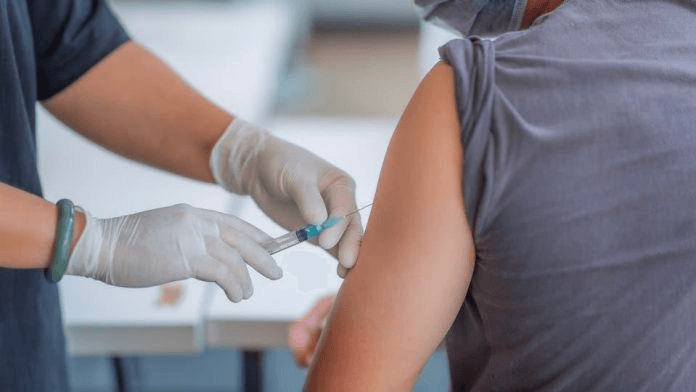 زيمبابوي تطلق حملة تطعيم طارئة ضد شلل الأطفال