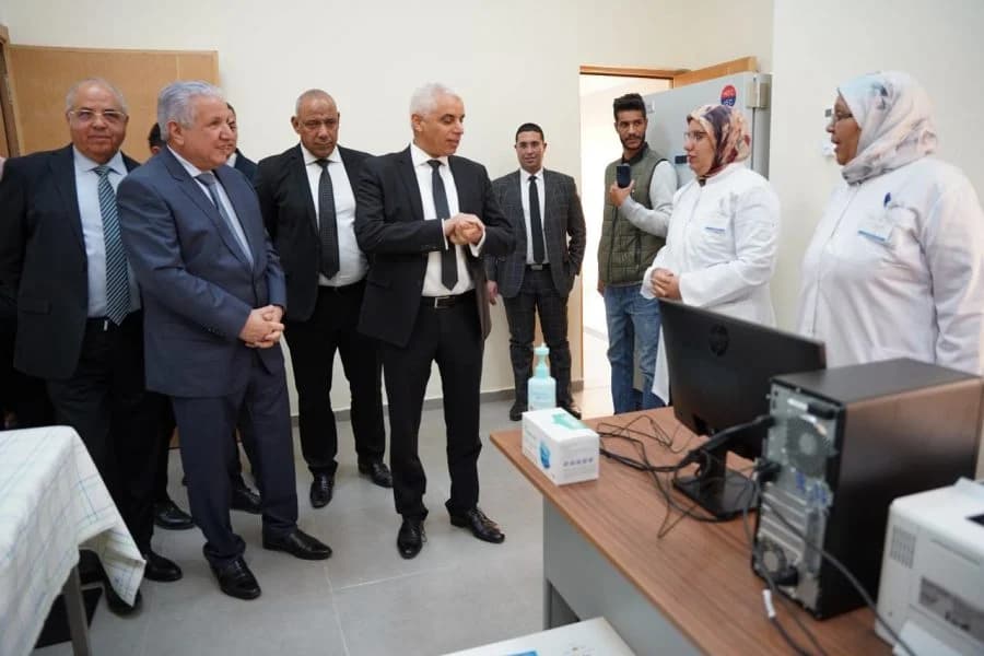 توسيع شبكة الرعاية الصحية في درعة تافيلالت: افتتاح 40 مركزًا صحيًا ومركزين لتصفية الكلي .