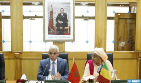 آيت طالب يقدم لنظيرته المالية مختلف جوانب الإصلاح الهيكلي للنظام الصحي في المغرب