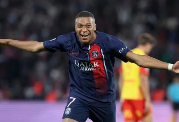 مبابي يقود باريس سان جيرمان للتأهل إلى ربع نهائي دوري أبطال أوروبا