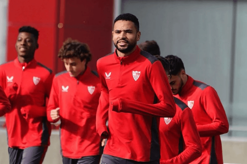 نادي ميلان يرصد الهداف يوسف النصيري.