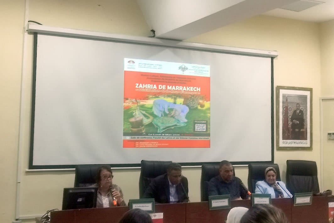 مراكش…ندوة علمية تسلط الضوء على عملية تقطير الزهر باعتبارها من التقاليد المتوارثة