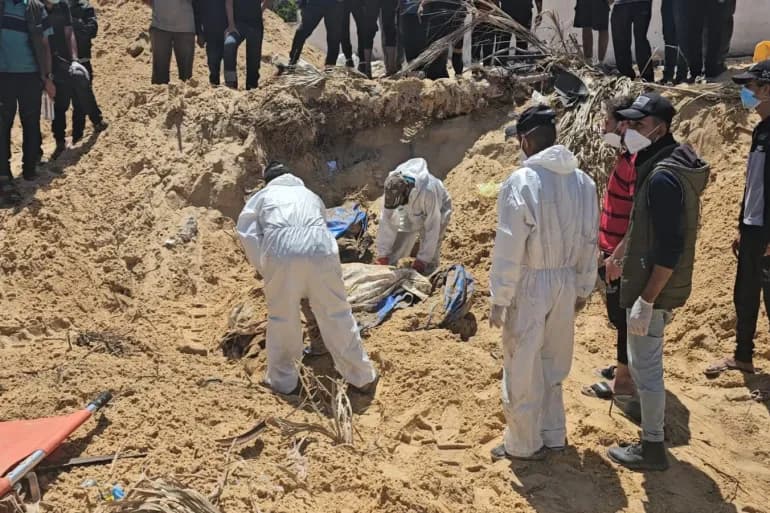 المقابر الجماعية بغزة تثير ذعرًا دوليًا وتدعو إلى التحقيق الدولي