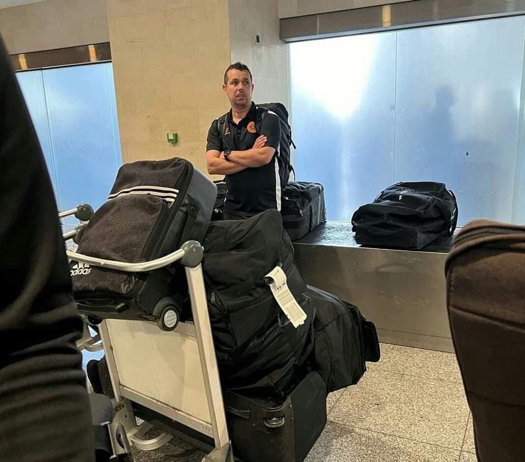 الجزائر تُصادر أمتعة نهضة بركان وتحتجز اللاعبين