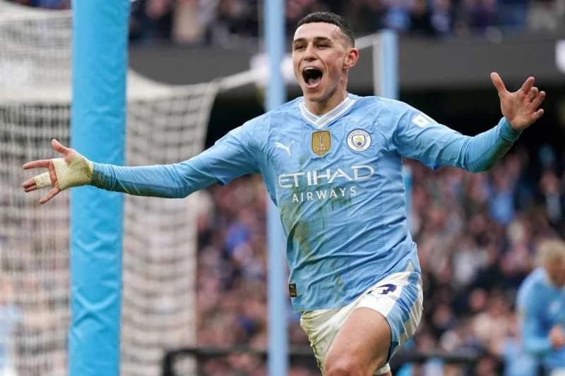 رابطة الصحافيين الرياضيين في إنجلترا تتوج فودن بلقب أفضل لاعب في العام