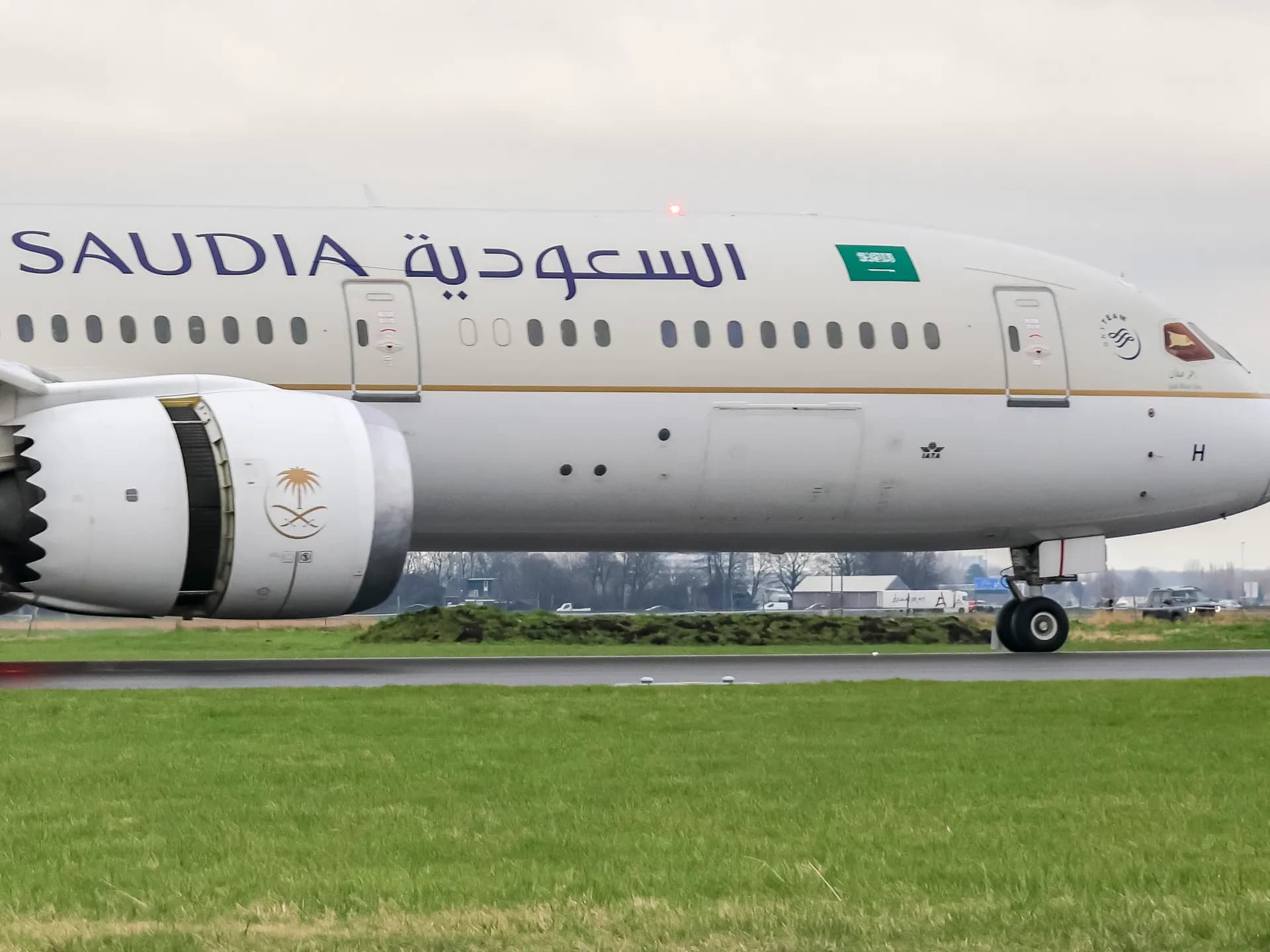 الخطوط السعودية تبرم اتفاقية لشراء 105 طائرة من إيرباص