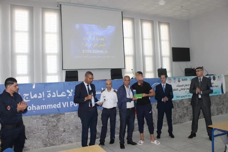 تظاهرة تساند إعادة دمج سجناء أحداث