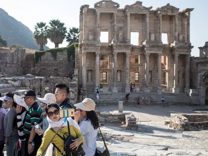 تركيا تستقبل 5.1 ملايين سائح في مايو الماضي