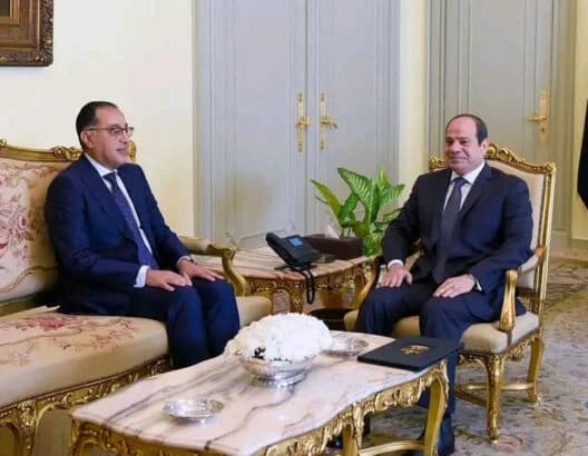 الحكومة المصرية تقدم استقالتها للرئيس السيسي