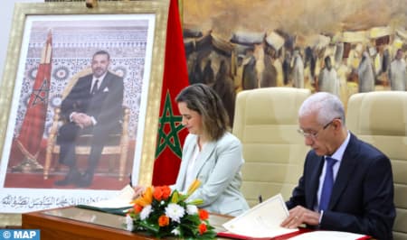 مجلس النواب والوزارة المكلفة بالانتقال الرقمي يوقعان اتفاقية لتعزيز الطابع الرسمي للغة الأمازيغية