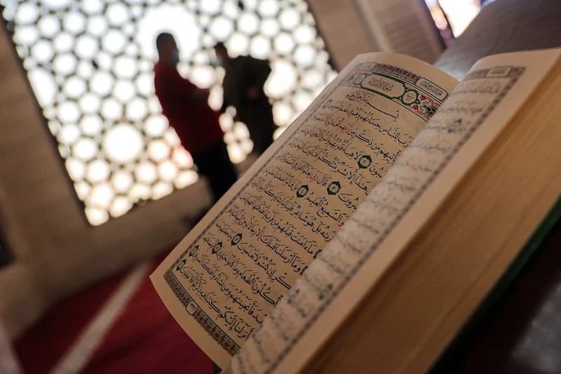تحفيظ أبناء « مغاربة العالم » القرآن يعزز صمود النموذج الديني للمملكة