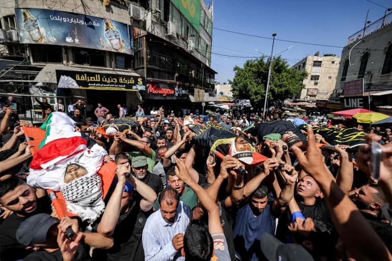 تشييع شهداء "كفر دان" بالضفة الغربية ونحو 600 مستوطن يقتحمون الأقصى