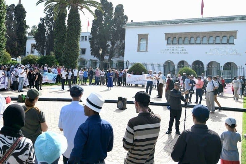 « دكاترة التربية » يهددون باعتصام مفتوح