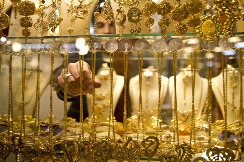 التقلبات العالمية لأسعار الذهب تخفض دينامية الرواج في أسواق المغرب