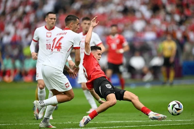 المنتخب النمساوي ينهي أحلام البولنديين
