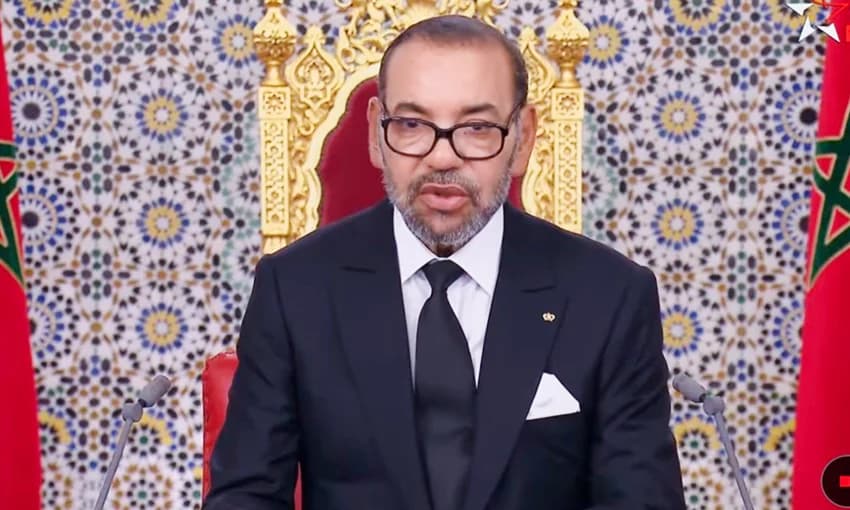 الرئيس الفرنسي يعلن رسميا لجلالة الملك أنه « يعتبر أن حاضر ومستقبل الصحراء الغربية يندرجان في إطار السيادة المغربية »