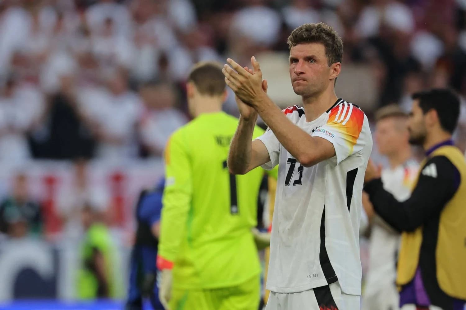 توماس مولر يعلن اعتزاله اللعب الدولي بعد مشوار حافل مع المنتخب الألماني
