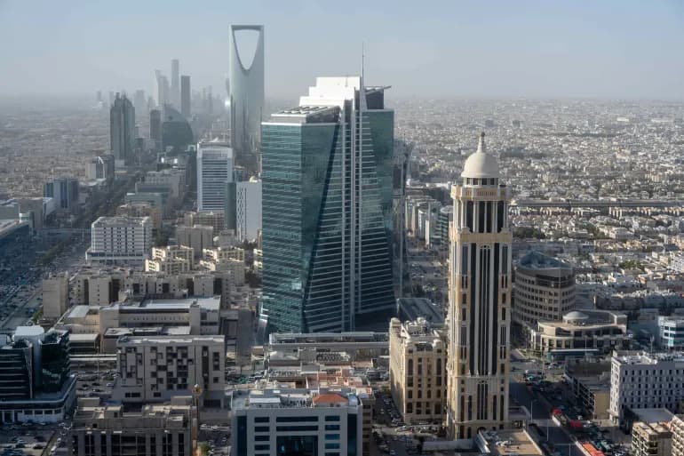 اقتصاد السعودية يواصل الانكماش في الربع الثاني
