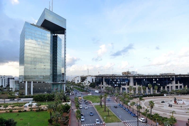« تجارية البيضاء » تلزم « اتصالات المغرب » بتعويض « وانا » بـ6.4 مليارات درهم