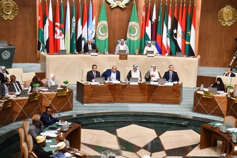 البرلمان العربي يثمن الأدوار الملكية