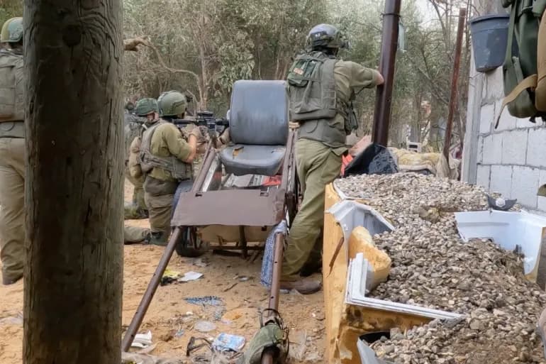 مقتل وجرح 9 عسكريين إسرائيليين بمعارك غزة وربع مليون ينزحون