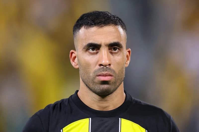 حمد الله يتعاقد مع « الشباب السعودي »