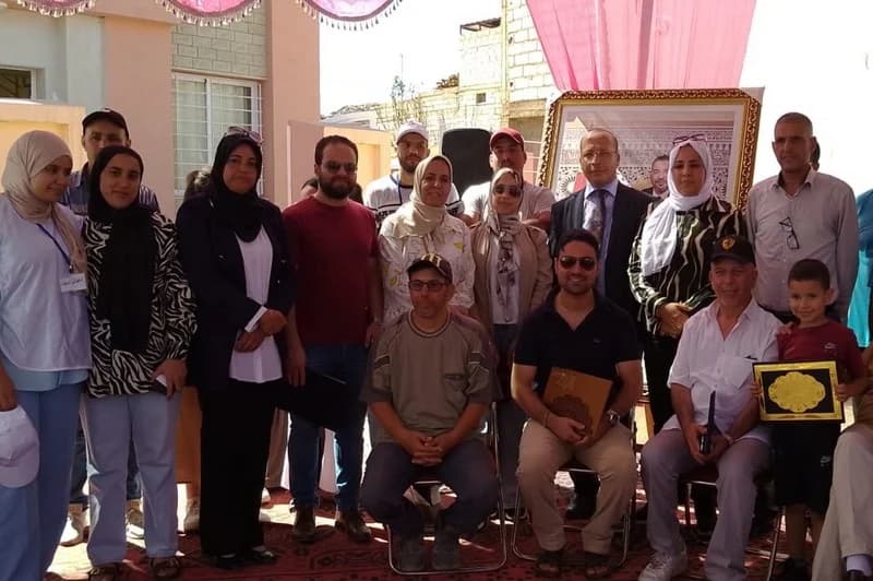 "قافلة خيرية" تداوي مئات القرويين