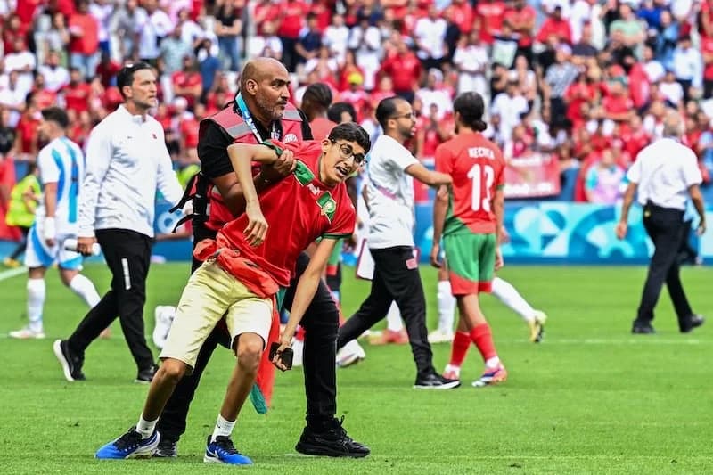 أولمبياد باريس 2024 : الأرجنتين تشكو أحداث مباراة المغرب لـ »فيفا »